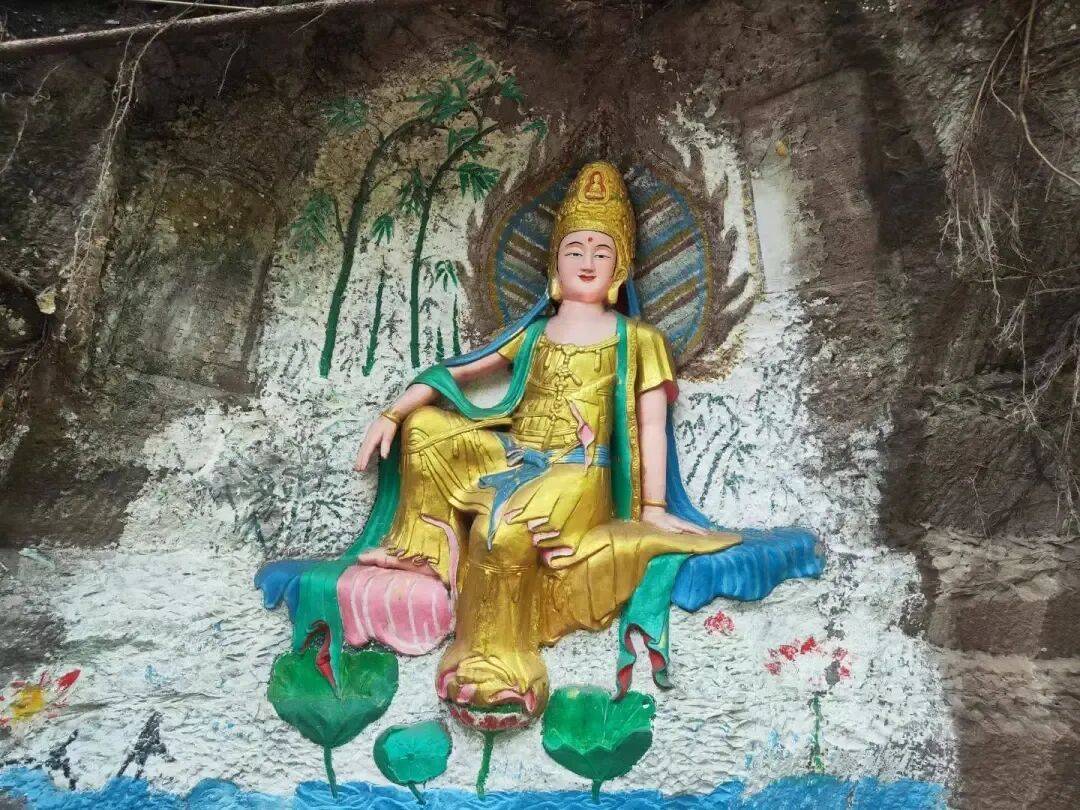 乐 穿越万年时空开启“双节寻奇”之旅pg模拟器电脑版玩转川超 “资”足常(图11)